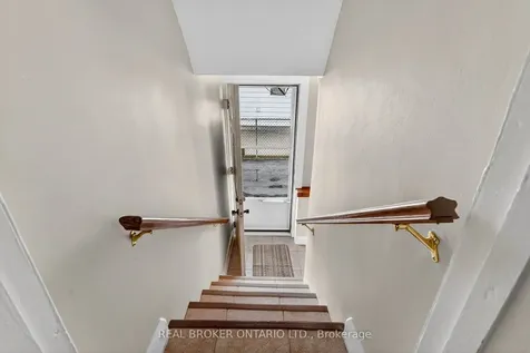 379 Talbot Street Hamilton ON L8H 6T5