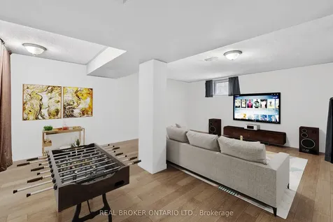 379 Talbot Street Hamilton ON L8H 6T5