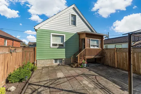 379 Talbot Street Hamilton ON L8H 6T5