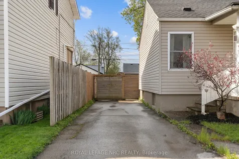 361 Lincoln Street Welland ON L3B 4N6