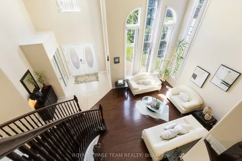38 Penrith Street Kanata ON K2W 1E5