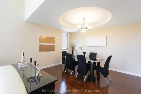 38 Penrith Street Kanata ON K2W 1E5
