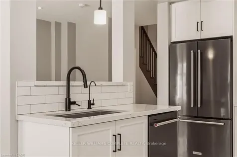 81 Beasley Grove Hamilton ON L9K 0J7