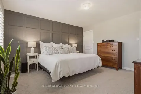 81 Beasley Grove Hamilton ON L9K 0J7