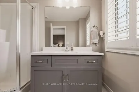 81 Beasley Grove Hamilton ON L9K 0J7