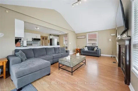 24 Buckthorn Crescent Guelph ON N1E 7C3