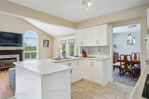 24 Buckthorn Crescent Guelph ON N1E 7C3