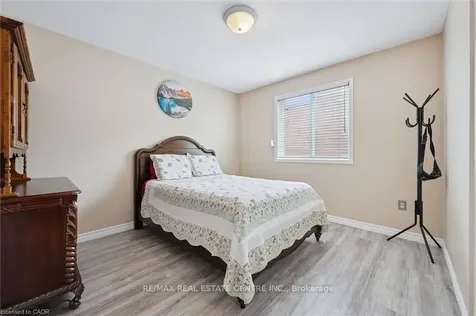 24 Buckthorn Crescent Guelph ON N1E 7C3
