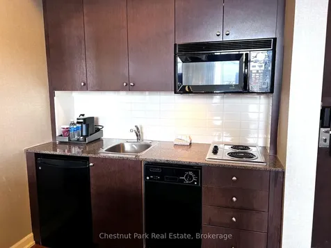 220 Gord Canning Drive Blue Mountains ON L9Y 0V9