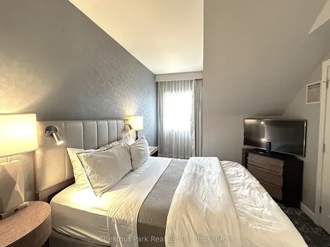 220 Gord Canning Drive Blue Mountains ON L9Y 0V9