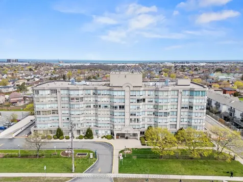 495 8 Highway Hamilton ON L8G 5E1