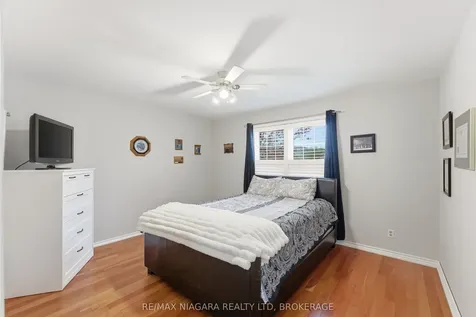 13 Rusholme Crescent St. Catharines ON L2T 3V3