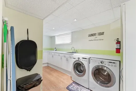 13 Rusholme Crescent St. Catharines ON L2T 3V3