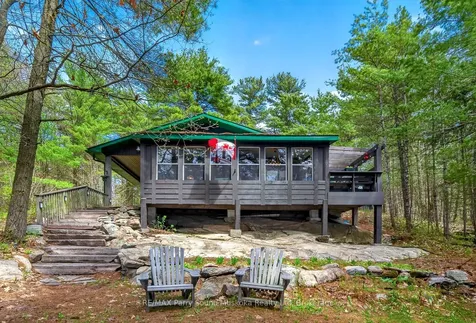 10 Harris Lake Water N/a Parry Sound Remote Area ON P0G 1K0