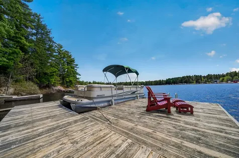 10 Harris Lake Water N/a Parry Sound Remote Area ON P0G 1K0