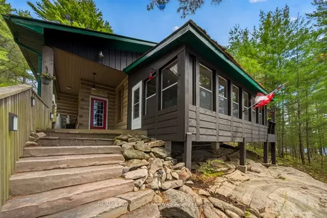 10 Harris Lake Water N/a Parry Sound Remote Area ON P0G 1K0
