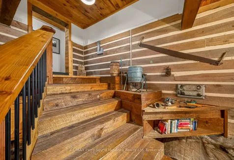 10 Harris Lake Water N/a Parry Sound Remote Area ON P0G 1K0