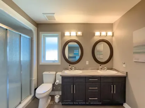 336 Creekside Drive Welland ON L3C 0B6