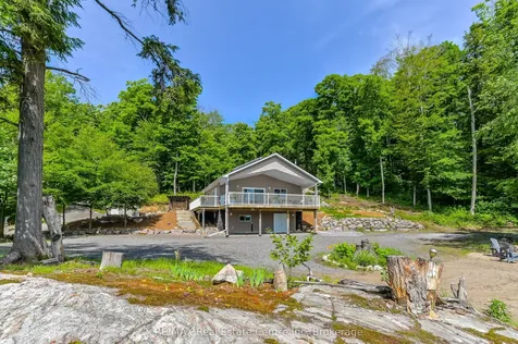 22 South Crane Lake Road The Archipelago ON P2A 2W8