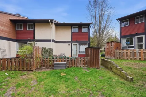 161 Mcclintock Way Kanata ON K2L 2A5