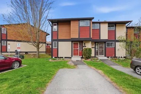 161 Mcclintock Way Kanata ON K2L 2A5