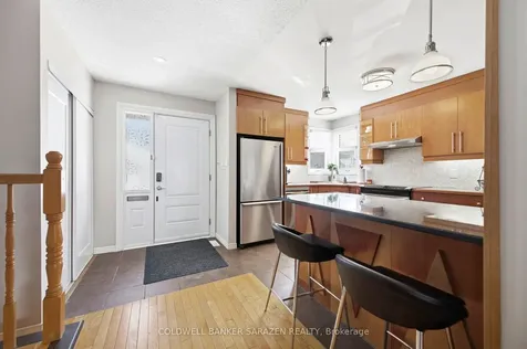 161 Mcclintock Way Kanata ON K2L 2A5