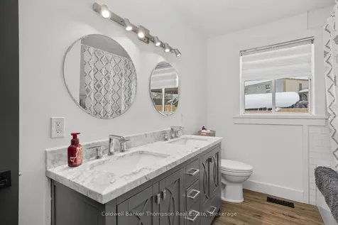 6 Kitchen Road S Huntsville ON P1H 1Y1