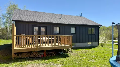 6 Kitchen Road S Huntsville ON P1H 1Y1