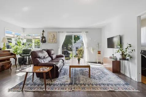 158 Arthur Street Gananoque ON K7G 1A9
