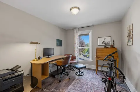 158 Arthur Street Gananoque ON K7G 1A9