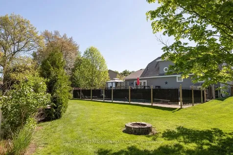 25 Heritage Court Strathroy-caradoc ON N7G 3Y5