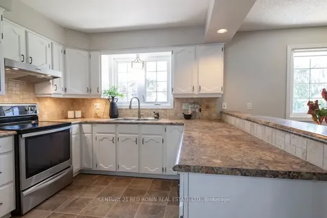 25 Heritage Court Strathroy-caradoc ON N7G 3Y5