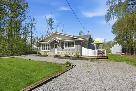 421 Point Abino Road S Fort Erie ON L0S 1N0