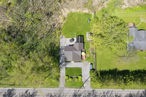 421 Point Abino Road S Fort Erie ON L0S 1N0