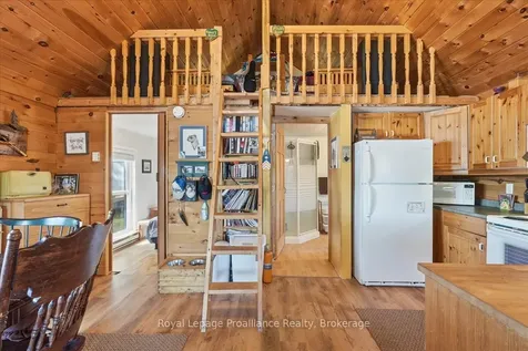 4217 Buckshot Lake Road Addington Highlands ON K0H 2M0