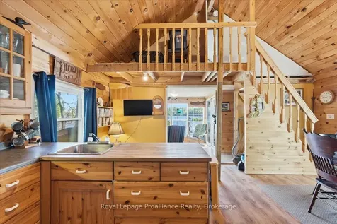 4217 Buckshot Lake Road Addington Highlands ON K0H 2M0