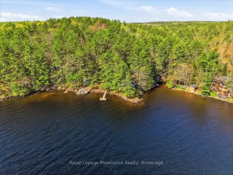 4217 Buckshot Lake Road Addington Highlands ON K0H 2M0