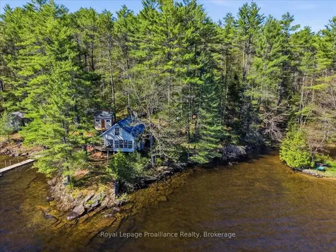 4217 Buckshot Lake Road Addington Highlands ON K0H 2M0