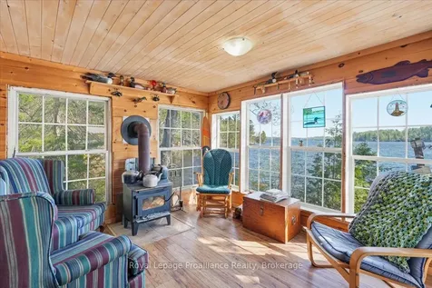 4217 Buckshot Lake Road Addington Highlands ON K0H 2M0