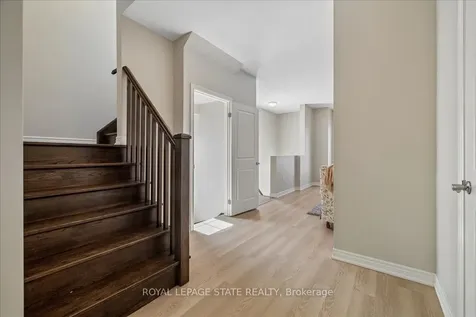 11 Stockbridge Gardens Hamilton ON L8J 0H5