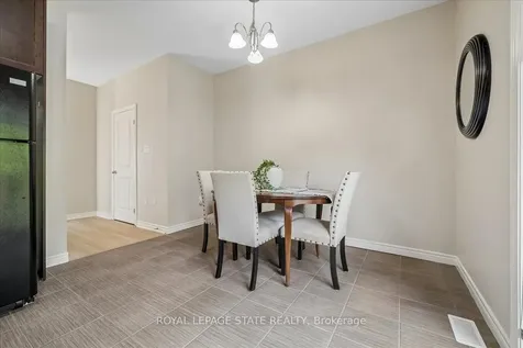 11 Stockbridge Gardens Hamilton ON L8J 0H5