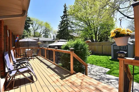 9 San Fernando Drive Hamilton ON L9C 2C1