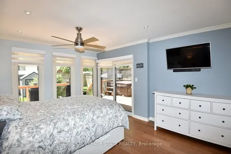 9 San Fernando Drive Hamilton ON L9C 2C1