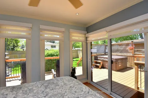 9 San Fernando Drive Hamilton ON L9C 2C1