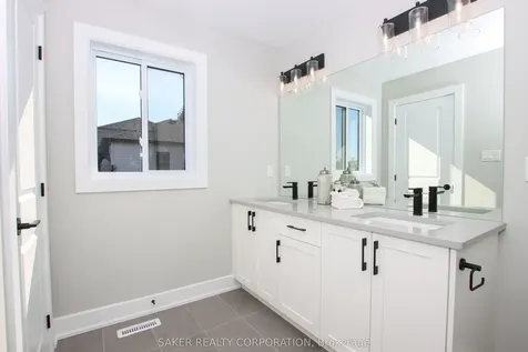 571 Regent Street Strathroy-caradoc ON N0L 1W0