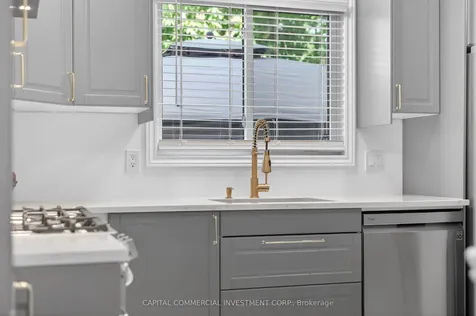 71 Equestrian Drive Kanata ON K2M 1H7