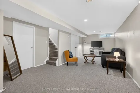 71 Equestrian Drive Kanata ON K2M 1H7