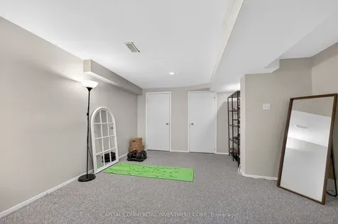71 Equestrian Drive Kanata ON K2M 1H7