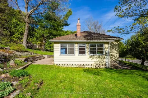 16 West Road Huntsville ON P1H 1L2