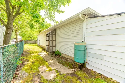 167 Simpson Street Southwest Middlesex ON N0L 1M0